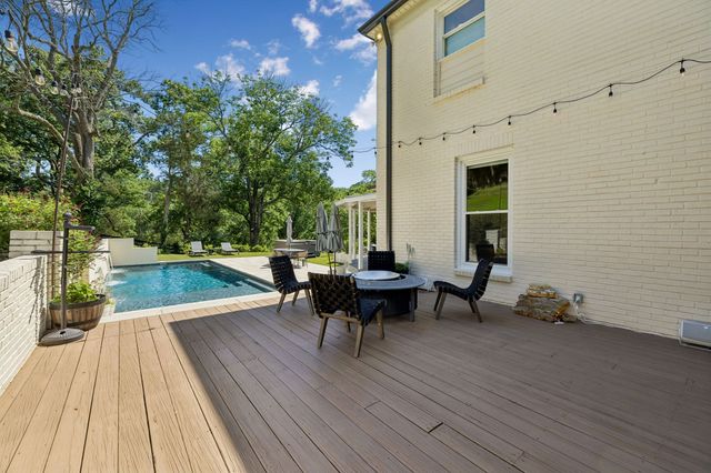 310 Deerwood Ln, Brentwood, TN 37027
