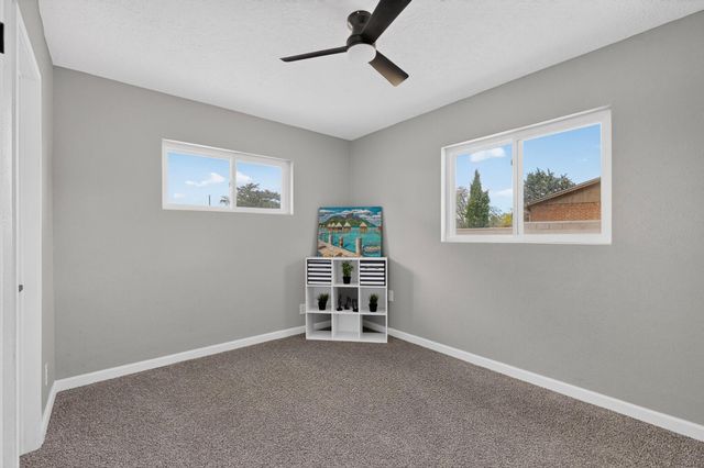 8803 Los Arboles Avenue NE, Albuquerque, NM 87112