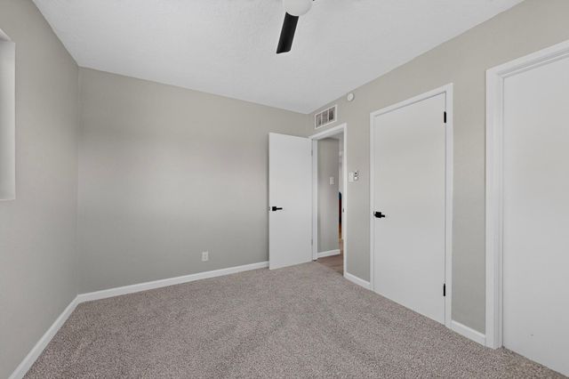 8803 Los Arboles Avenue NE, Albuquerque, NM 87112