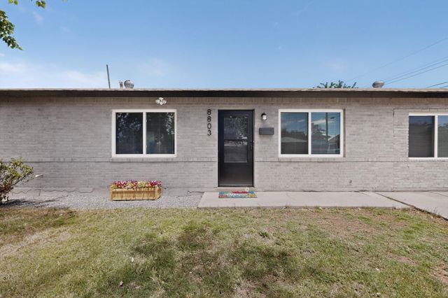 8803 Los Arboles Avenue NE, Albuquerque, NM 87112