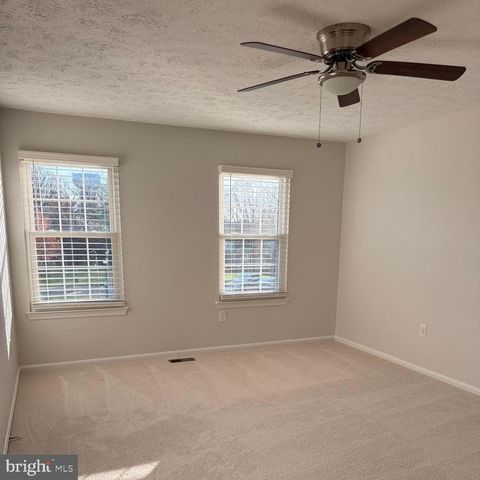 2401 E ROSECROFT VILLAGE CIR, Oxon Hill, MD 20745