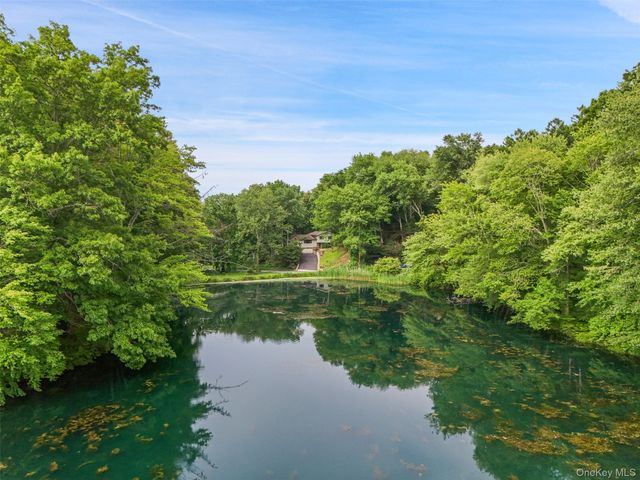 11 Upper Lakeshore Drive, Katonah, NY 10536