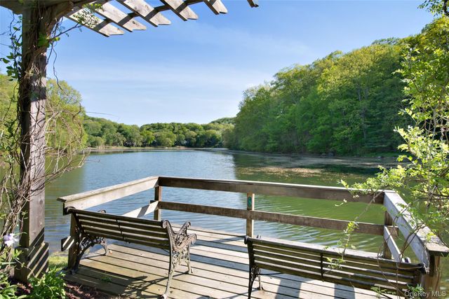 11 Upper Lakeshore Drive, Katonah, NY 10536
