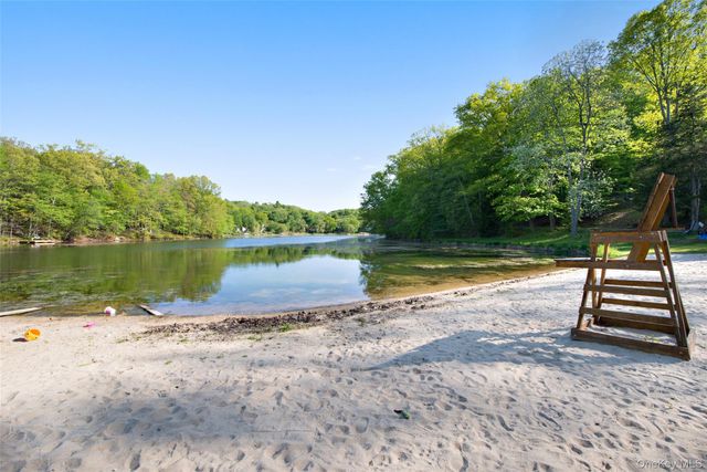 11 Upper Lakeshore Drive, Katonah, NY 10536