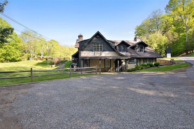 11 Upper Lakeshore Drive, Katonah, NY 10536