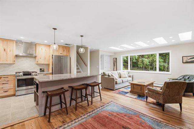 11 Upper Lakeshore Drive, Katonah, NY 10536