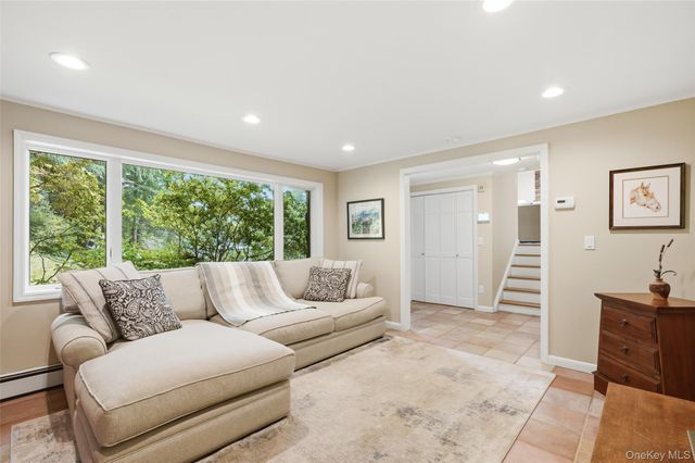 11 Upper Lakeshore Drive, Katonah, NY 10536
