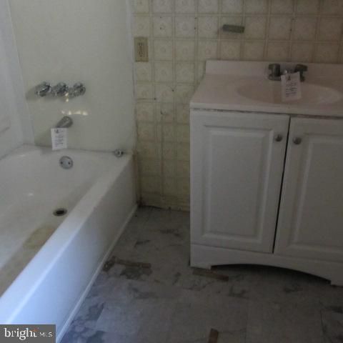 5649 CHERRY ST, Philadelphia, PA 19139