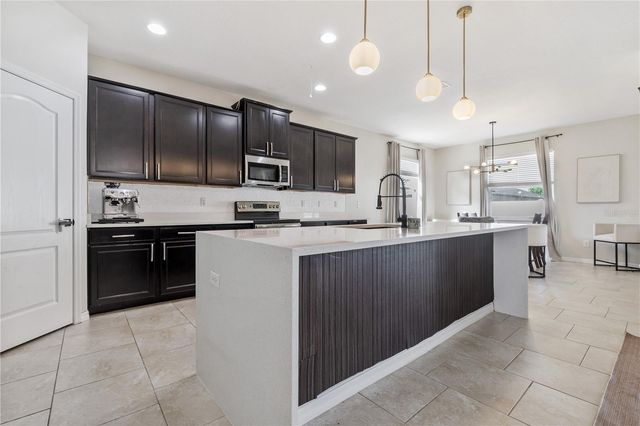 5453 SUNCATCHER DRIVE, Wesley Chapel, FL 33545