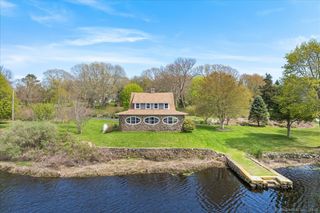 28 Palmer Neck Road, Stonington, CT 06379