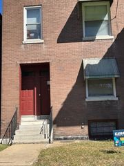 705 Bates Street, St Louis, MO 63111