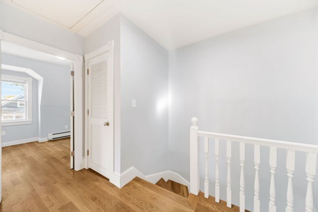 6 Border St 6, Dedham, MA 02026