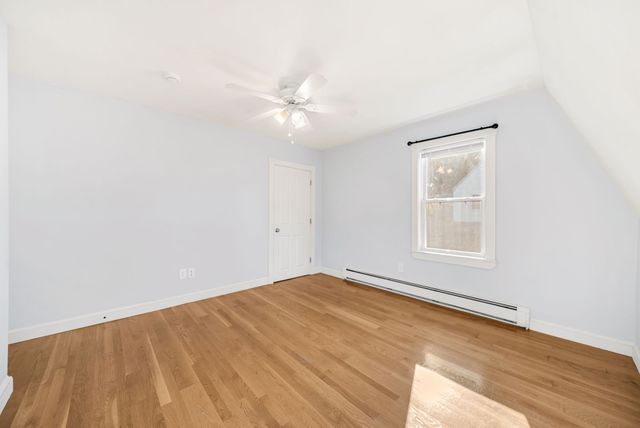 6 Border St 6, Dedham, MA 02026