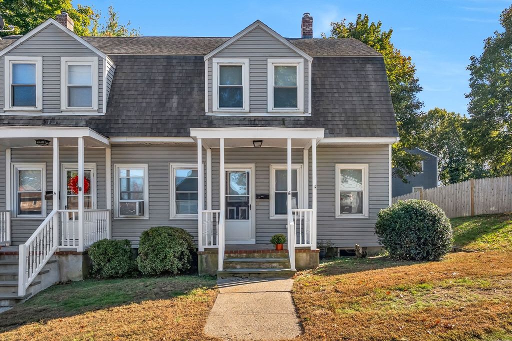 6 Border St 6, Dedham, MA 02026