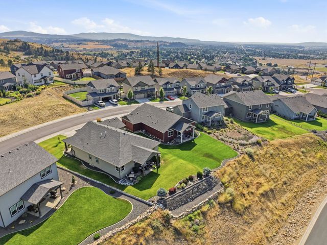 21373 E Chimney Ln, Liberty Lake, WA 99019