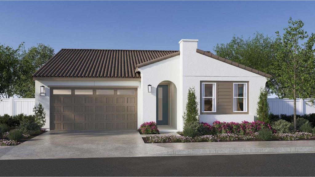 855 Solar Lane, Clovis, CA 93619