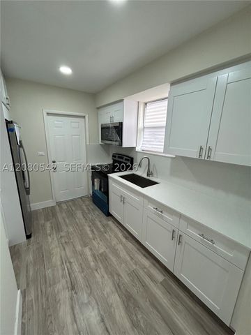11545 NW 17th Ave, Miami, FL 33167