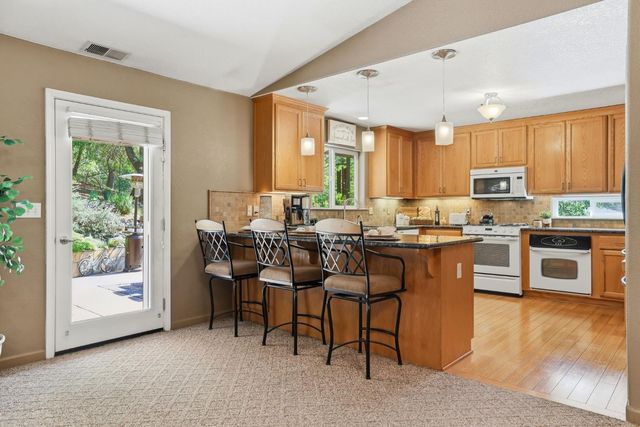 1110 Madrone Ln, Placerville, CA 95667
