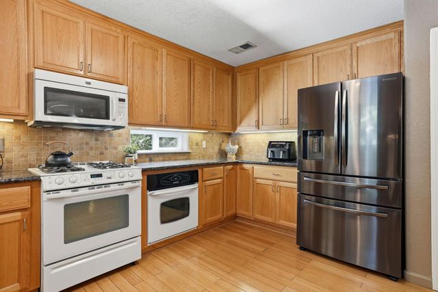 1110 Madrone Ln, Placerville, CA 95667