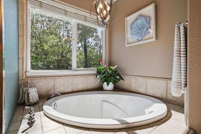 1110 Madrone Ln, Placerville, CA 95667