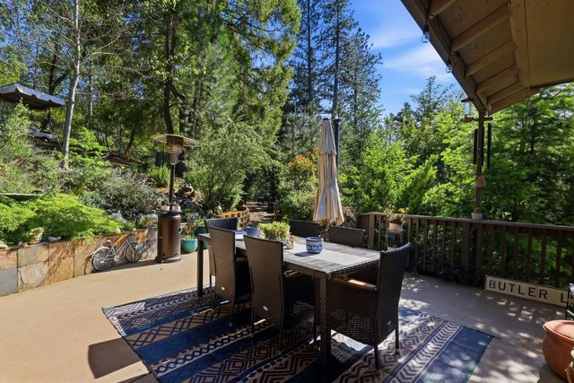 1110 Madrone Ln, Placerville, CA 95667