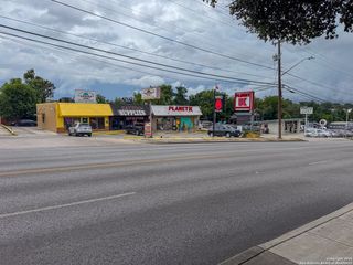 5619 Evers # 101, San Antonio, TX 78238