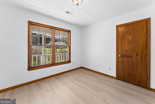 445 Cornwallis Way, Fayetteville, GA 30214