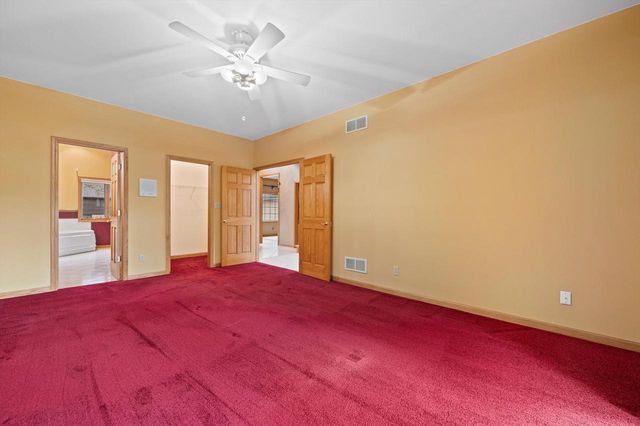 4009 Hickory Knoll ROAD, Hartland, WI 53029
