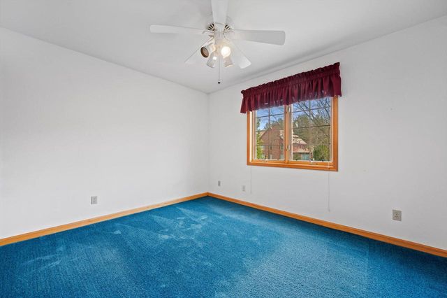 4009 Hickory Knoll ROAD, Hartland, WI 53029