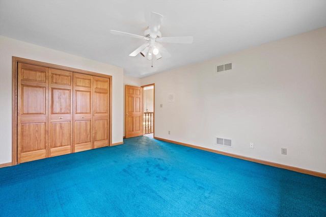 4009 Hickory Knoll ROAD, Hartland, WI 53029