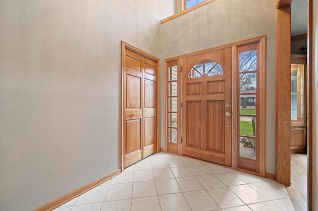 4009 Hickory Knoll ROAD, Hartland, WI 53029