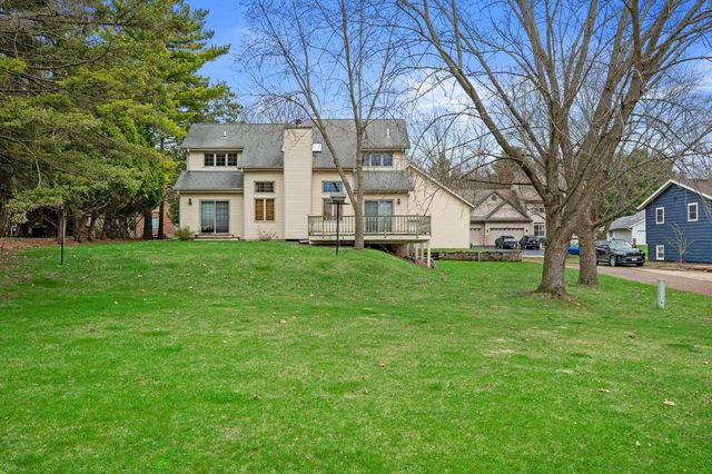 4009 Hickory Knoll ROAD, Hartland, WI 53029