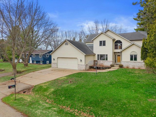 4009 Hickory Knoll ROAD, Hartland, WI 53029