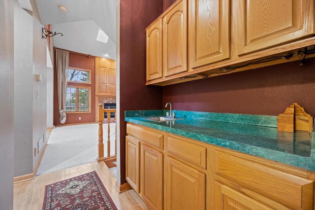 4009 Hickory Knoll ROAD, Hartland, WI 53029
