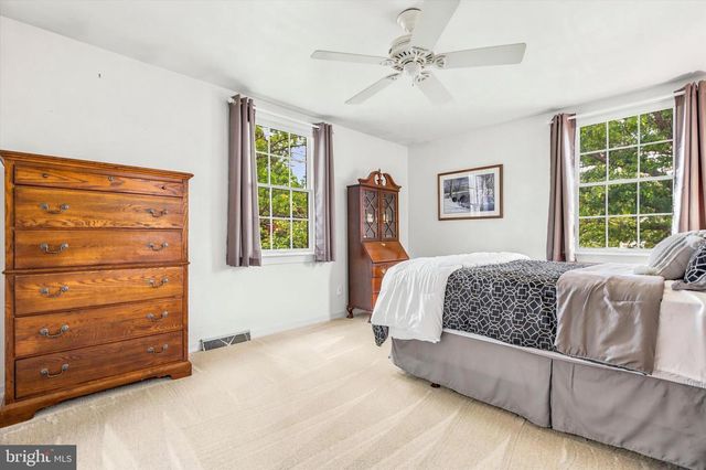 1807 HICKORY WAY, Hatfield, PA 19440