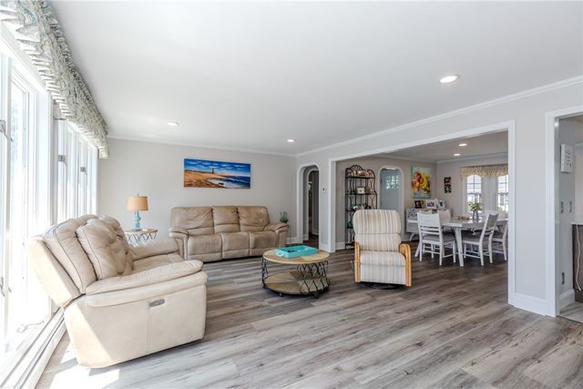 303 Gorton Lake Boulevard, Warwick, RI 02886
