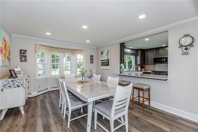 303 Gorton Lake Boulevard, Warwick, RI 02886