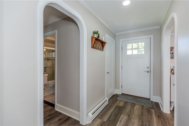 303 Gorton Lake Boulevard, Warwick, RI 02886