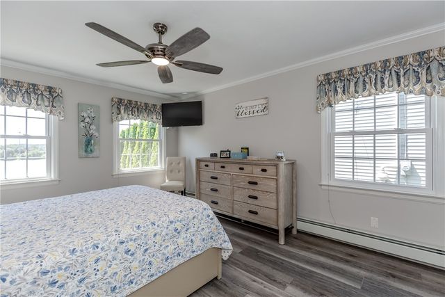 303 Gorton Lake Boulevard, Warwick, RI 02886