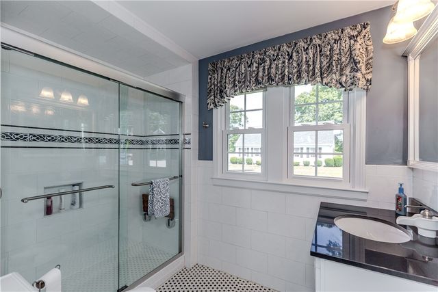 303 Gorton Lake Boulevard, Warwick, RI 02886