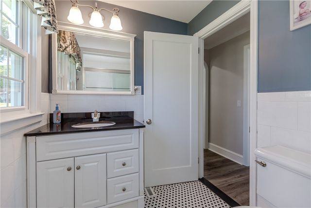 303 Gorton Lake Boulevard, Warwick, RI 02886