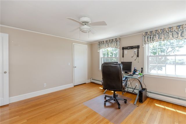 303 Gorton Lake Boulevard, Warwick, RI 02886
