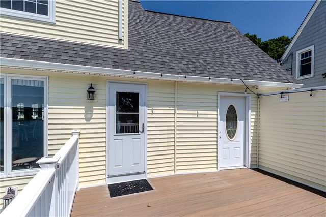 303 Gorton Lake Boulevard, Warwick, RI 02886