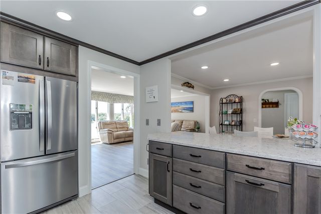 303 Gorton Lake Boulevard, Warwick, RI 02886