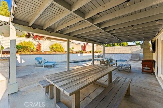 25571 Vesuvia, Mission Viejo, CA 92691