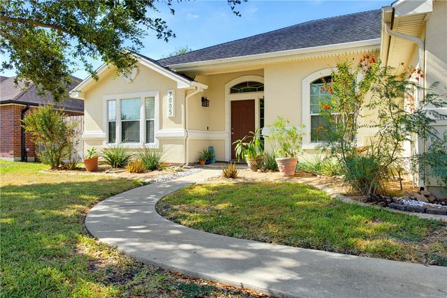 7005 Bodega Bay Dr, Corpus Christi, TX 78414