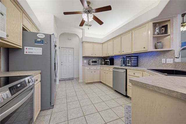 7005 Bodega Bay Dr, Corpus Christi, TX 78414