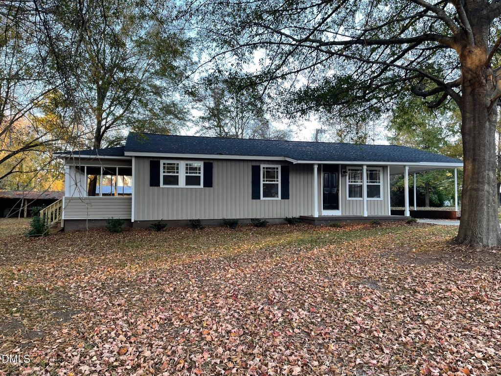 409 Lipscomb Road, Angier, NC 27501