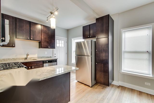 836 E 53rd Street 2S, Chicago, IL 60637
