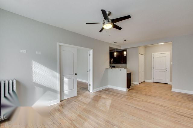 836 E 53rd Street 2S, Chicago, IL 60637